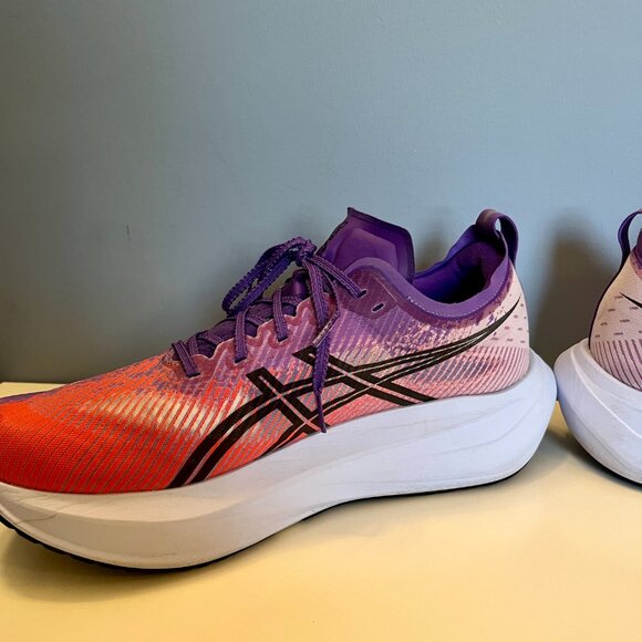 Asics Megablast running shoes Men\'s US 11 EU 45 Edo Purple Black main image 4